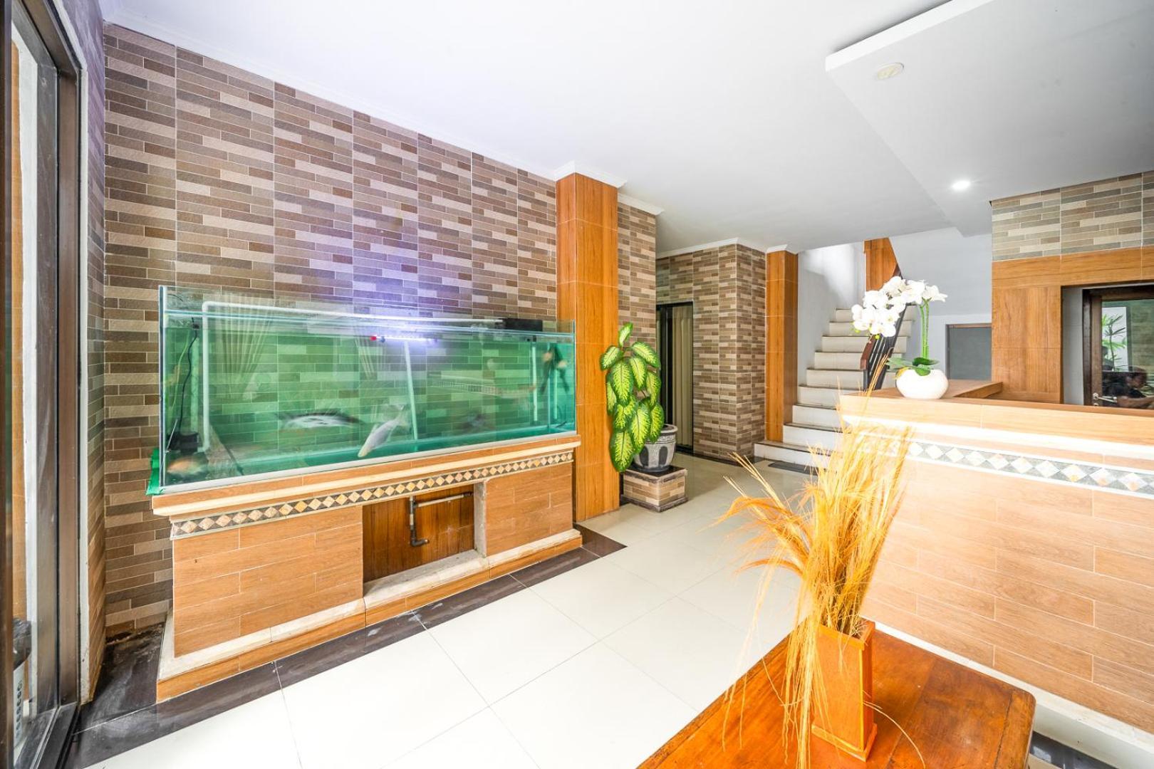 Pantai Guesthouse Canggu Exterior photo