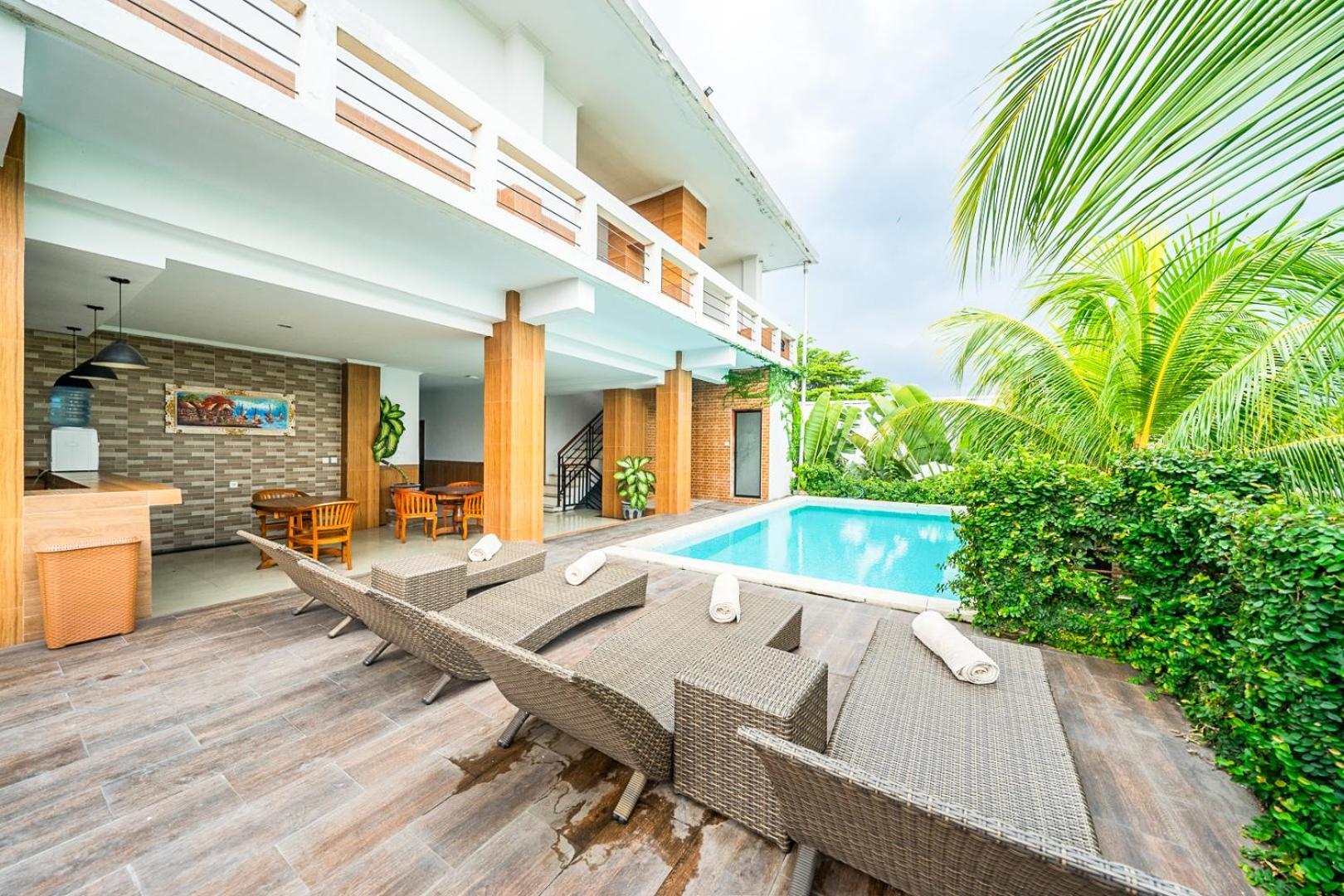 Pantai Guesthouse Canggu Exterior photo